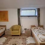 Bella's Γκρατς